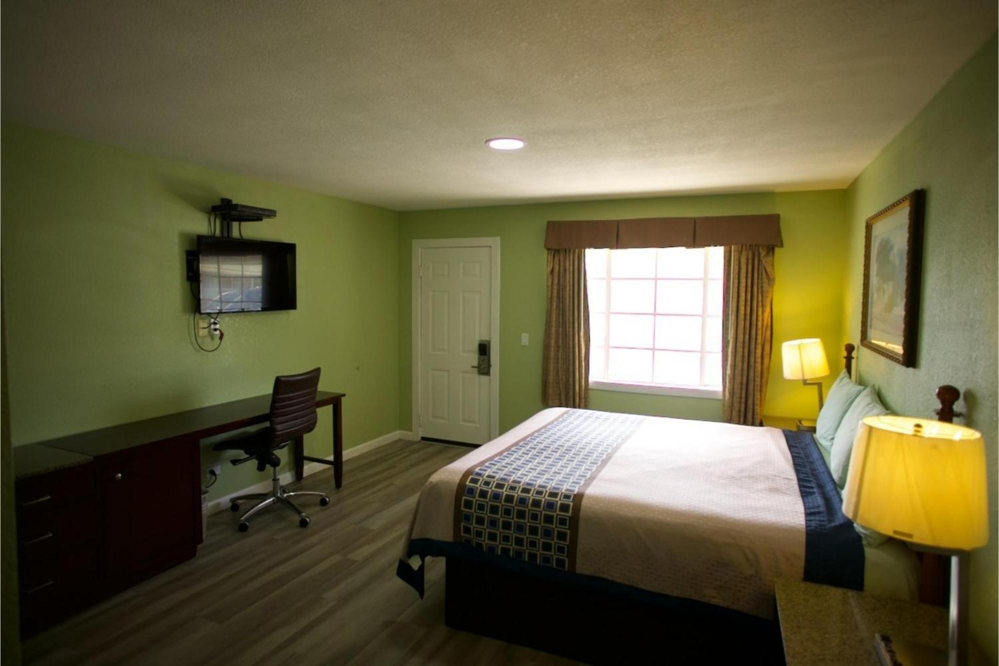 Western Inn Hamilton Bagian luar foto